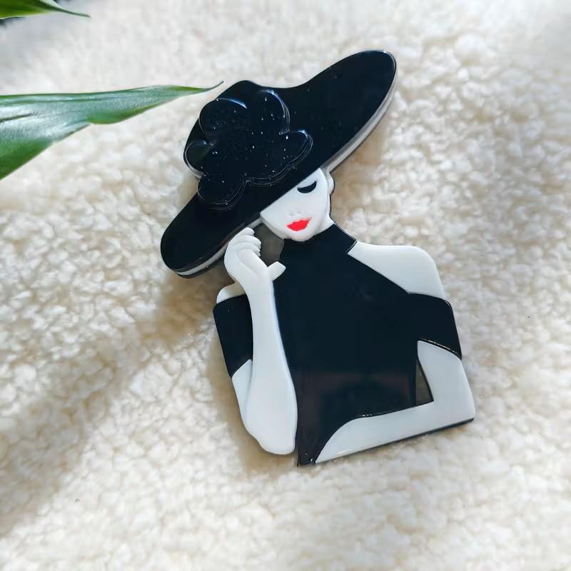 KINGSLAND NEEDLE MINDER ~ Fashionista Girl Acrylic Needle Minder, Needle Dock, Multi-Dimensional, Magnet, Needle Garage, Needleminder