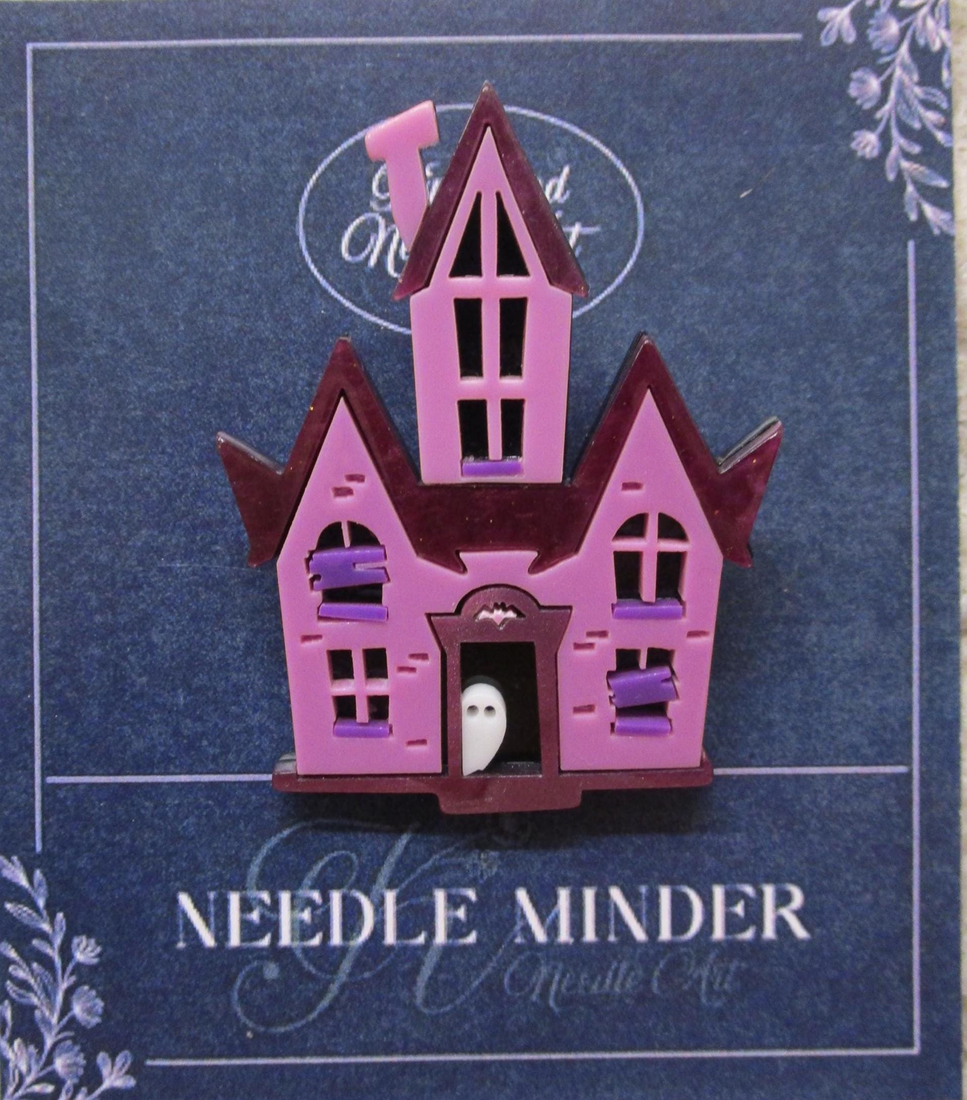 KINGSLAND NEEDLE MINDER ~ Halloween Haunted House Acrylic Needle Minder, Needle Dock, Multi-Dimensional, Magnet, Needleminder