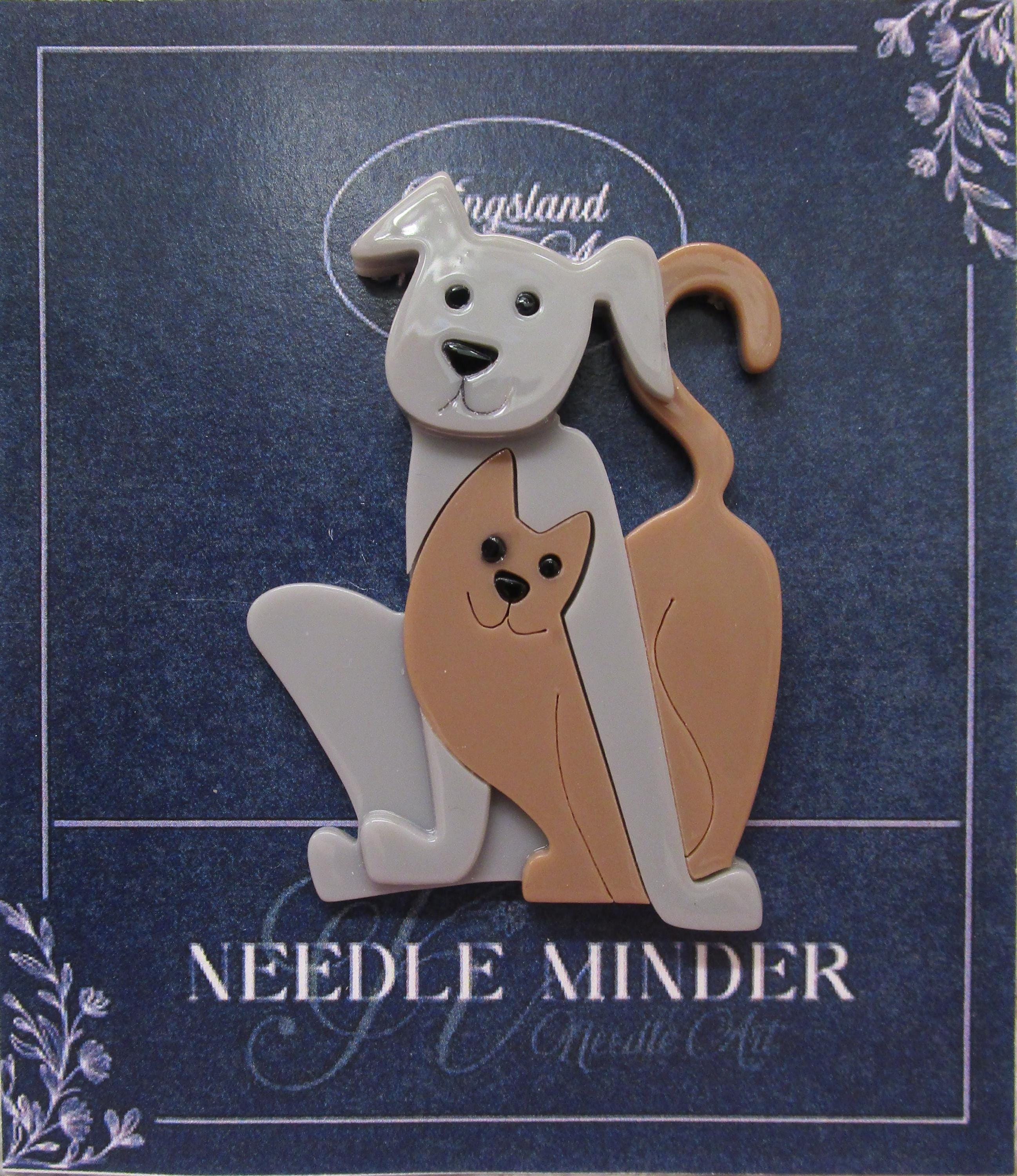 KINGSLAND NEEDLE MINDER ~ Cat & Dog Acrylic Needle Minder, Needle Dock, Multi-Dimensional, Magnet, Needleminder