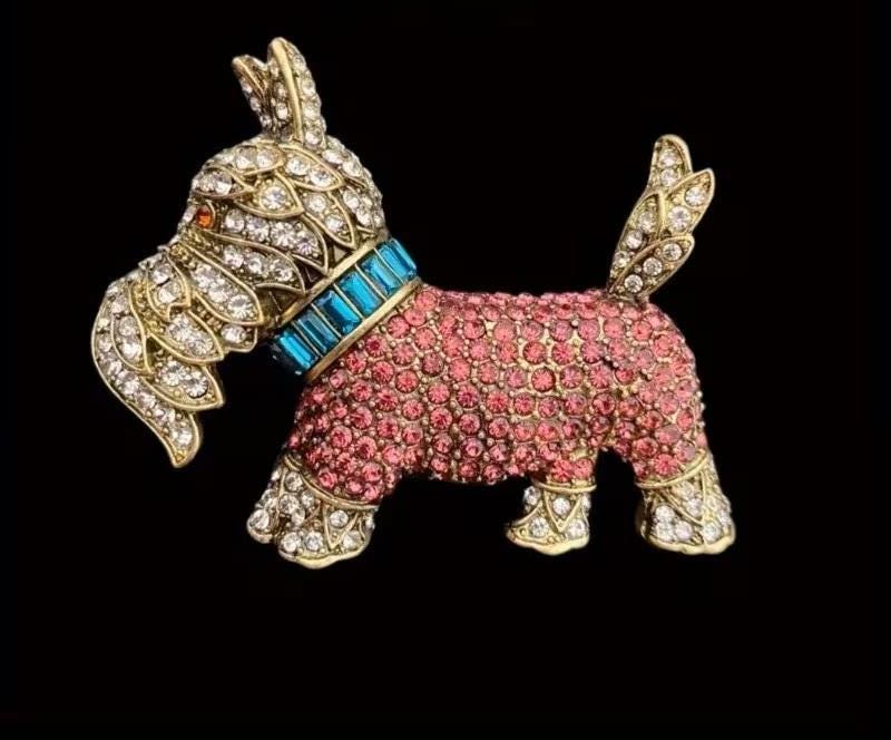 BROOCH ~ Scotty Dog In Pink Sweater Brooch ~ Rhinestones ~ Gold Tone ~ Jewelry, Holidays, Great Gift Idea, Pin