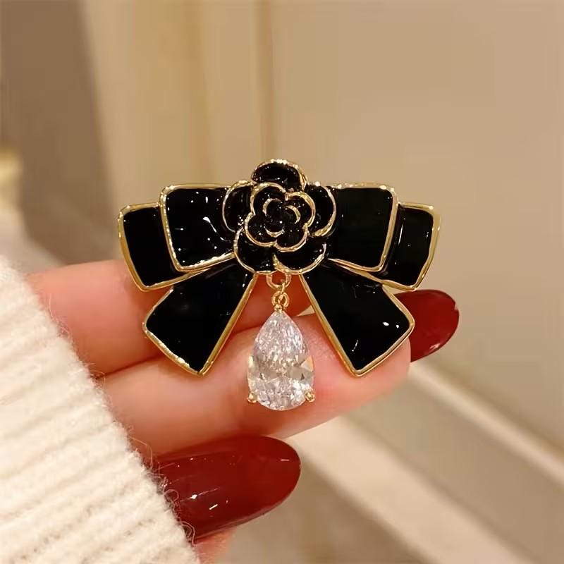 BROOCH ~ Black & Gold Bow Brooch ~ Gold Tone ~ Jewelry, Holidays, Great Gift Idea, Pin