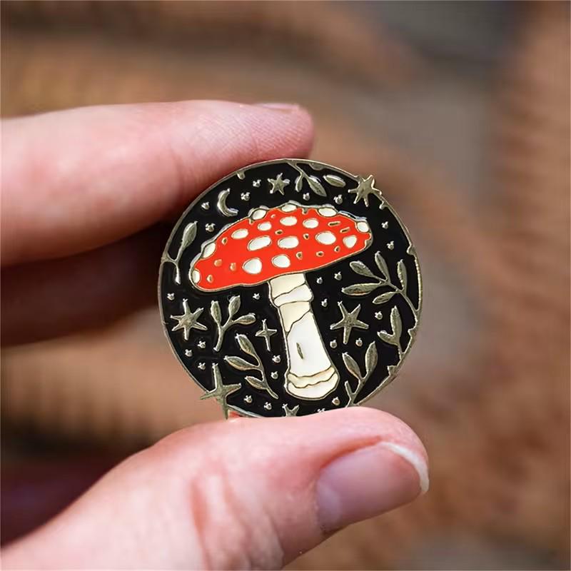 KINGSLAND NEEDLE MINDER ~ Mushroom Needle Minder, Needle Dock, Enamel, Magnet, Needle Garage, Needleminder
