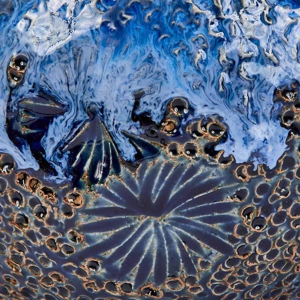 One-Of-A-Kind Ocean Blue Sand Dollar Ceramic Vase ~ Artisan Thai Pottery ~ 4.5"x4.5"x5"H ~ Beautifully Hand Sculpted ~ Home Decor ~ KV222D