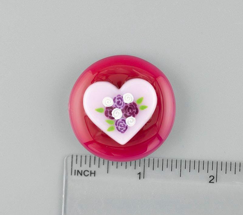 BEAU VERRE ART "Pink Floral Heart Fused Glass Needle Minder"  Magnet  Needleminder  One-of-a-Kind  Handcrafted by Kelly 7224