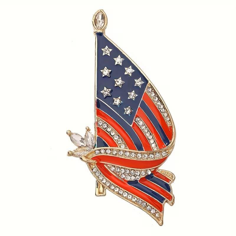 BROOCH ~ American Flag Crystal Brooch ~ Gold Tone ~ Jewelry, Holidays, Great Gift Idea, Pin
