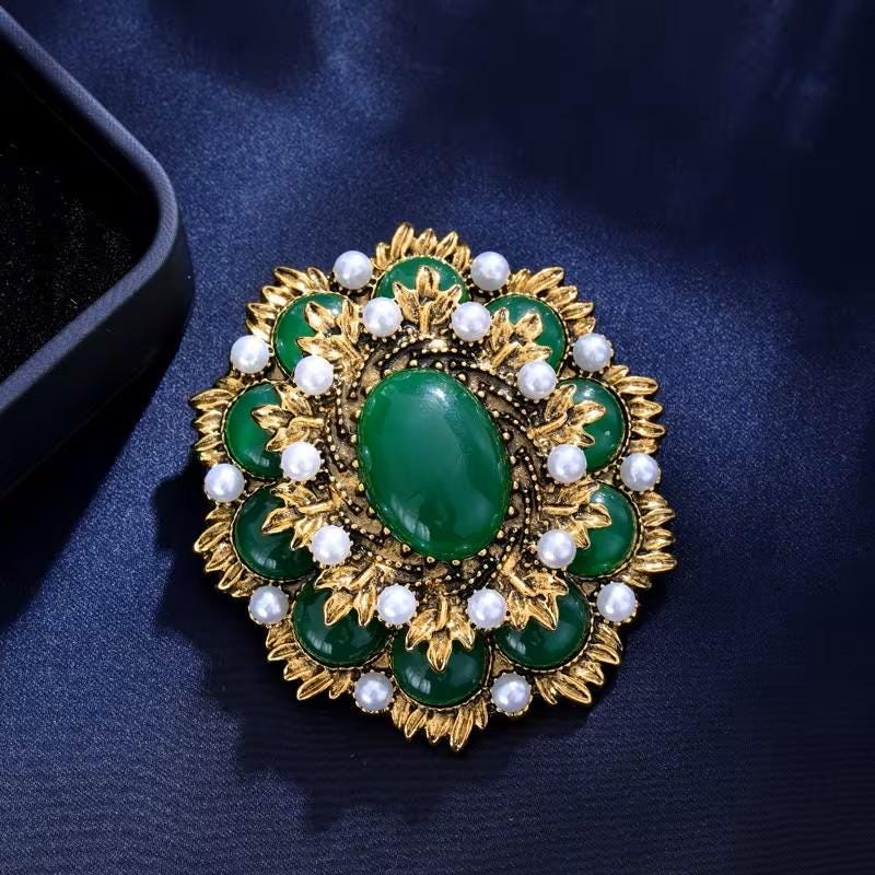 BROOCH ~ Green & Gold Brooch ~ Faux Pearls ~ Jewelry, Holidays, Great Gift Idea, Pin