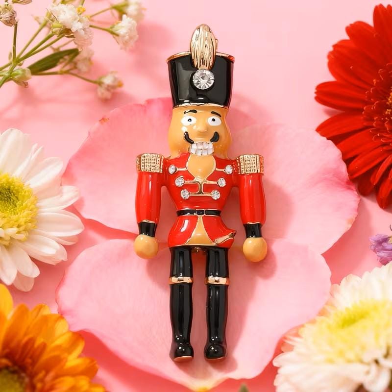 BROOCH ~ Christmas Nutcracker Enamel Brooch ~ Gold Tone ~ Jewelry, Holidays, Great Gift Idea, Pin