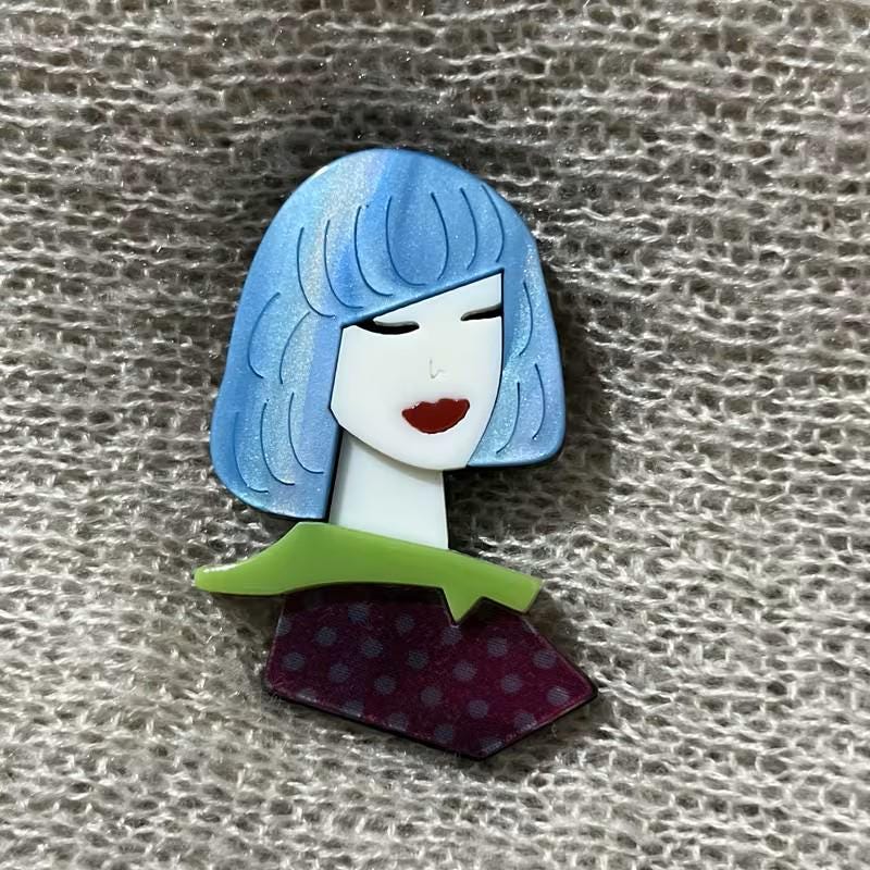 KINGSLAND NEEDLE MINDER ~ Fashionista Girl Acrylic Needle Minder, Needle Dock, Multi-Dimensional, Magnet, Needle Garage, Needleminder