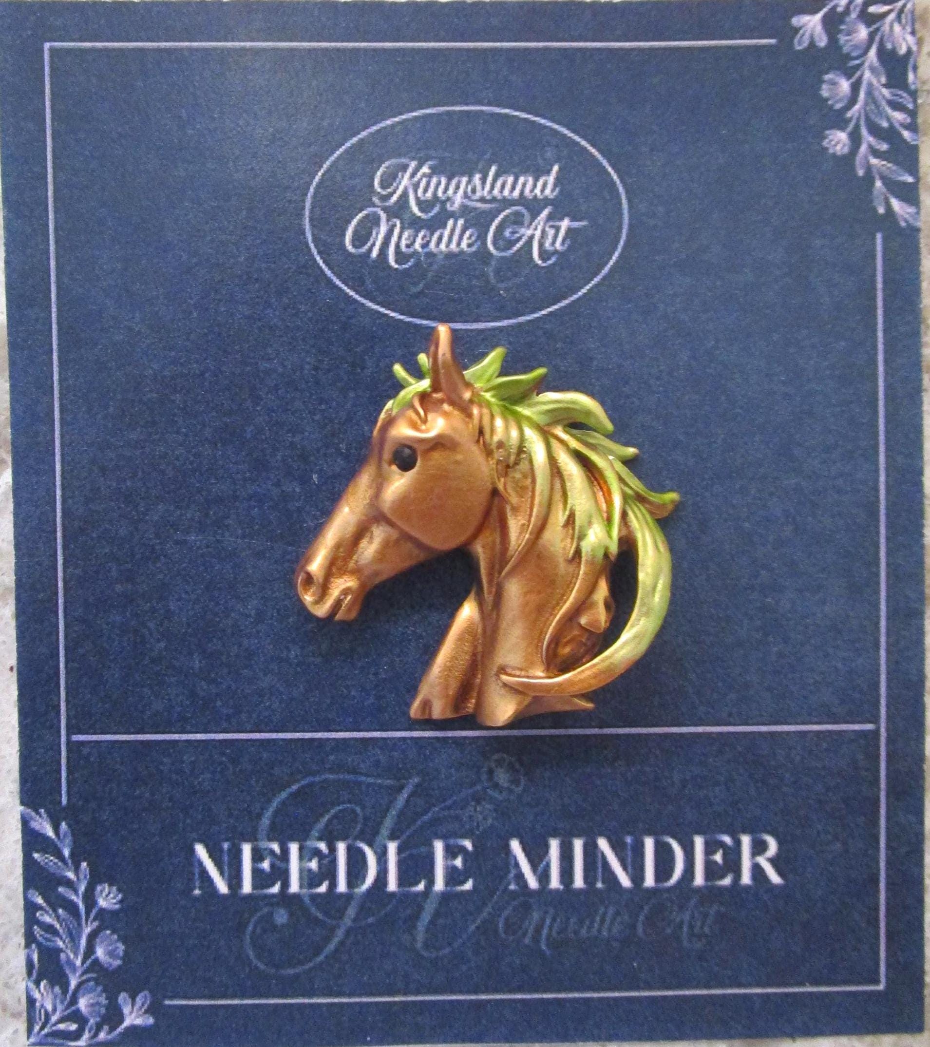 KINGSLAND NEEDLE MINDER ~ Horse Head Needle Minder, Needle Dock, Canvas Magnet, Needle Garage, Needleminder
