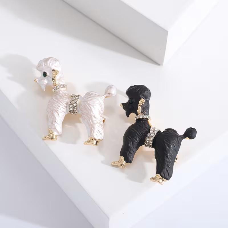 KINGSLAND NEEDLE MINDER ~ Poodle Dog Needle Minder, Gold Tone, Needle Dock, Enamel and Rhinestone, Magnet Needle Garage, Needleminder