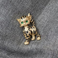 KINGSLAND NEEDLE MINDER ~ Gold Cat Needle Minder, Needle Dock, Enamel, Magnet, Needle Garage, Needleminder