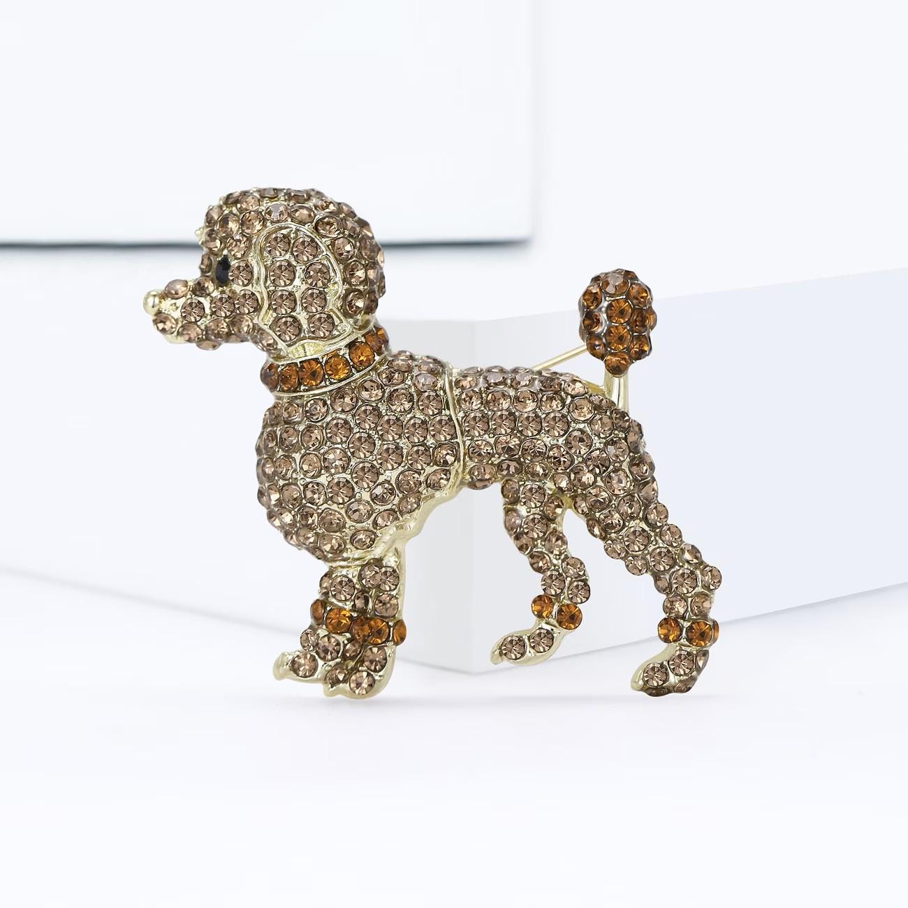 KINGSLAND NEEDLE MINDER ~ Rhinestone Brown Poodle Dog Needle Minder, Needle Dock, Needle Nanny, Canvas Magnet, Needle Garage, Needleminder